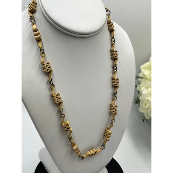 Vintage Hand Painted French
Heraldic Swan Necklace Heavy Metal Artisan Jewelry - Picture 3 of 13